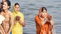 Akshaya Tritya 2018: श्रद्धालुओं ने गंगा स्नान कर मनाया त्यौहार, Holy dip in Ganga | वनइंडिया हिंदी