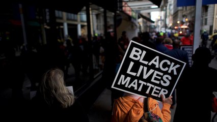 Un cours contre le racisme pour les employés de Starbucks