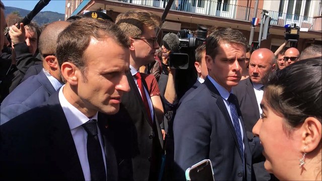Emmanuel Macron à une jeune sans-papiers : Nous ne pouvons pas accepter tout le monde