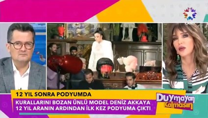 Deniz Akkaya 12 Yıl Sonra Podyuma Çıktı Podyumda Kaza Yaşandı