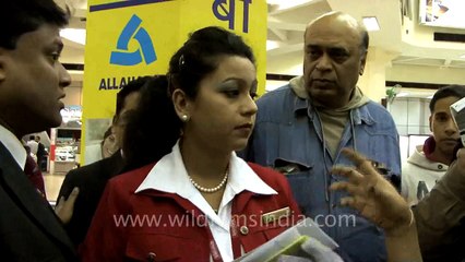 Angry passengers argue with Kingfisher airline staff