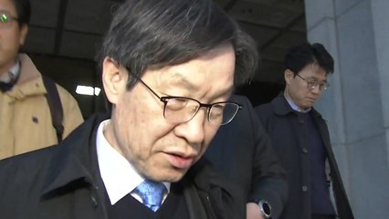 포스코 권오준 회장 전격 사임...중도 하차 논란 / YTN