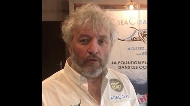 Je vous présente 'Manta', mon voilier révolutionnaire qui ramasse les déchets plastiques en mer