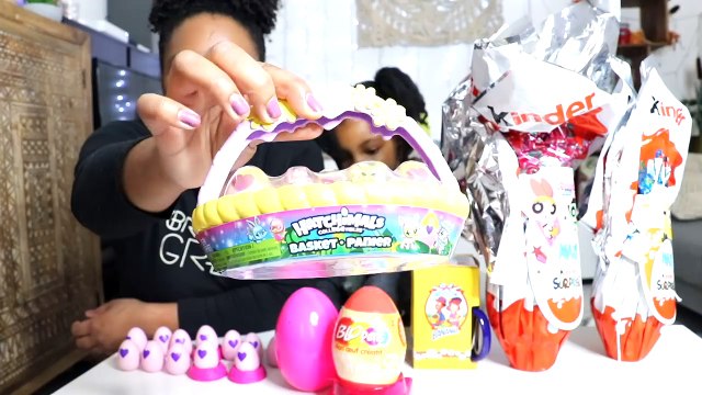 CHASSE AUX OEUFS DE PÂQUES 2018 - Chocolats ,Hatchimals ,Kinder Maxi surprise , Blo Sens