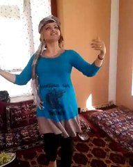 رقص خونگی دختر افغانی - video Dailymotion