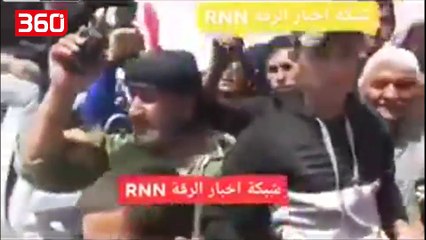 Télécharger la video: Sirianët dalin në protestë kundër SHBA dhe aleatëve të saj, duan që në pushtet të qëndrojë Asadi (360video)