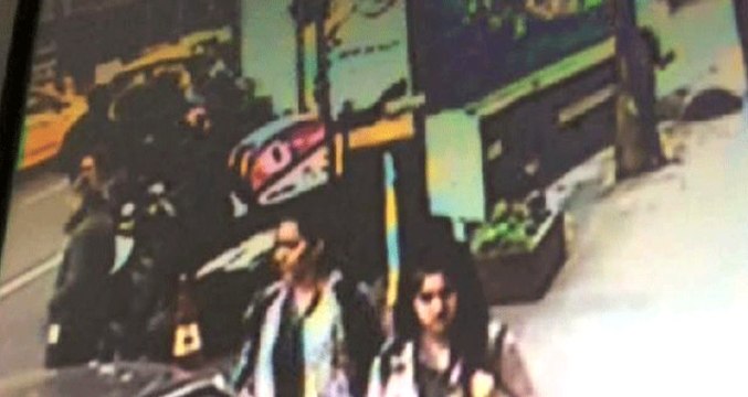 El Freni Çekilmeyen Kamyon 10 Kişinin Arasına Daldı! Ölümden Döndükleri Anlar Kamerada