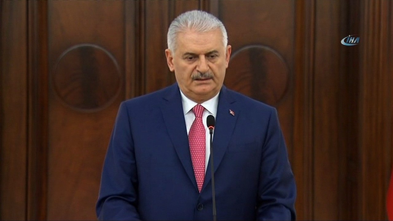 Başbakan Yıldırım:'Son başbakan olarak 16 ay daha süreniz var neden erken seçime gidiyorsunuz deniyor, ülkemin geleceği benim geleceğimden daha önemlidir'
