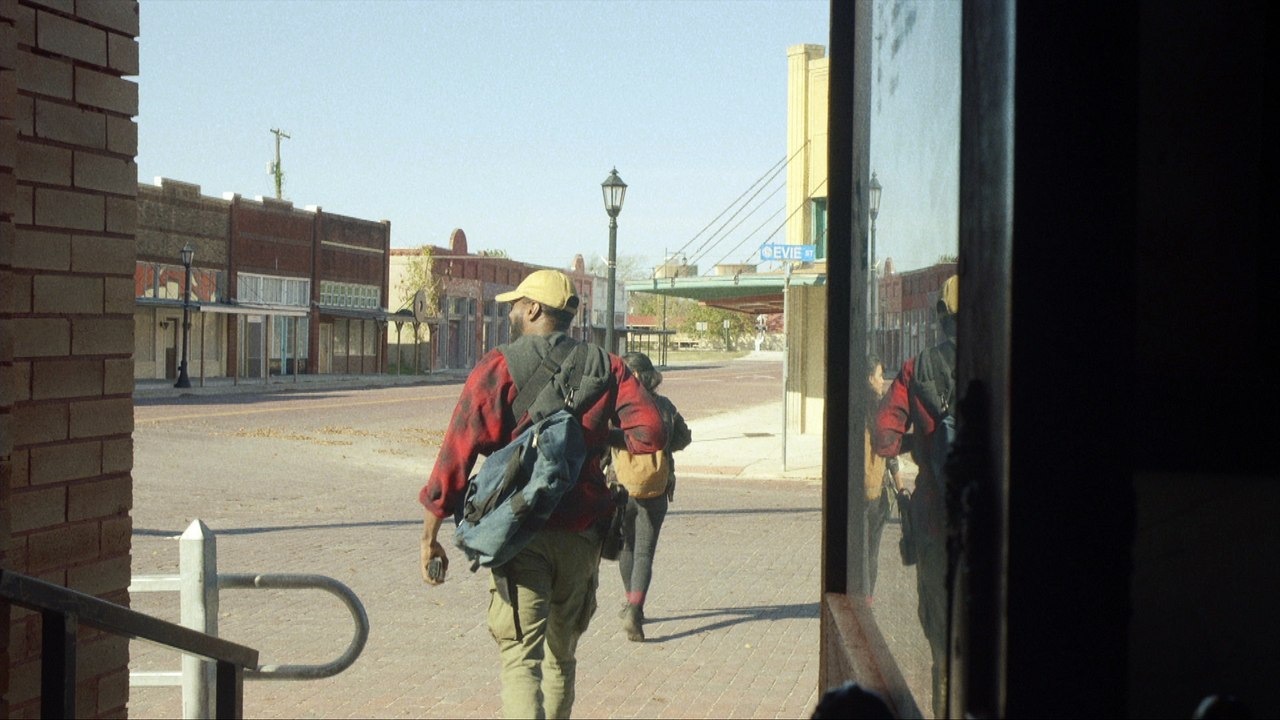 Fear the Walking Dead - Season 4 Episode 2 (EXCLUSIVE PREVIEW)