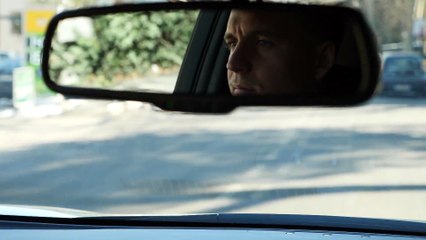 Nissan Leaf driving in Rome