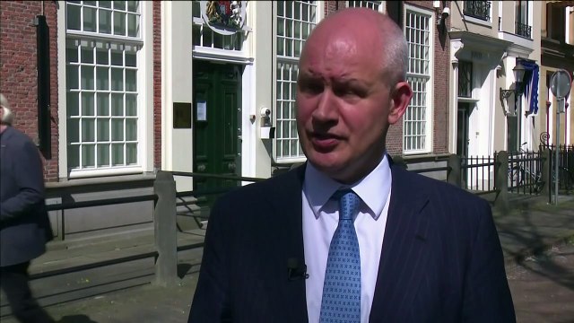 La Russie doit déclarer son programme d'armes chimiques (GB)