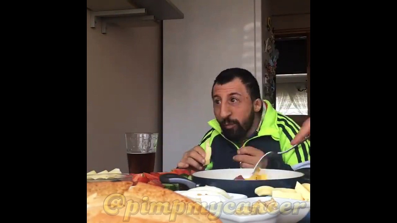 nomnom