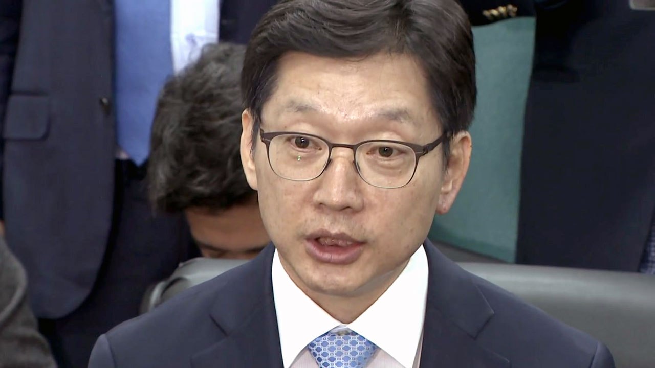 김경수, 출마 선언 전격 취소...불출마 분석 제기 / YTN