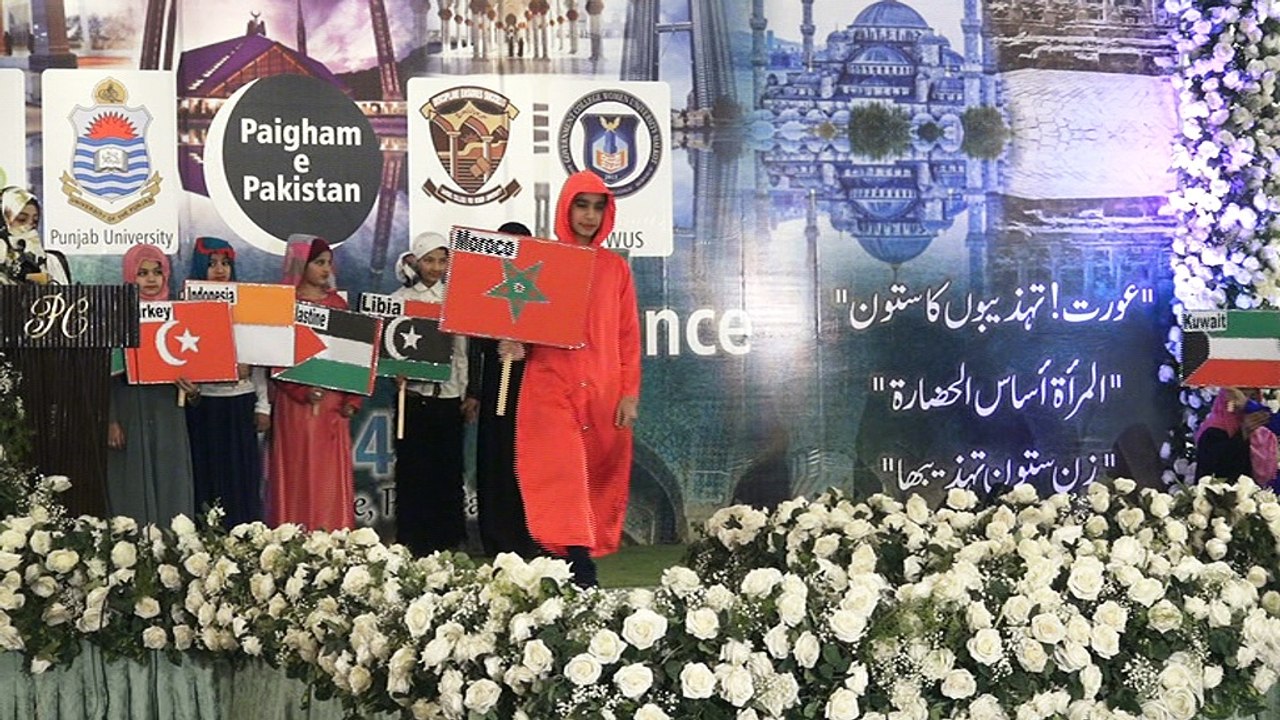Flags of all countries | Kids performing on Stage with Holding Flags of Muslim