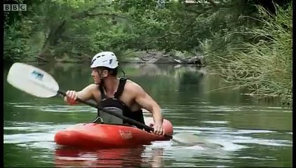 Speedy escape from ferocious hippo Deadly 60 BBC