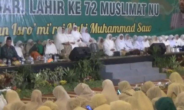 Khofifah Galang Dukungan di acara Harlah Muslimat NU