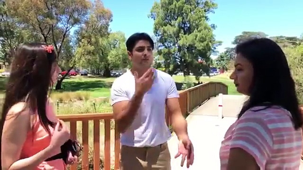 Apni Biwi Ko Kahin Bhi  lay Janay Say Pehly Ye Video Zaror Daikh Lain-