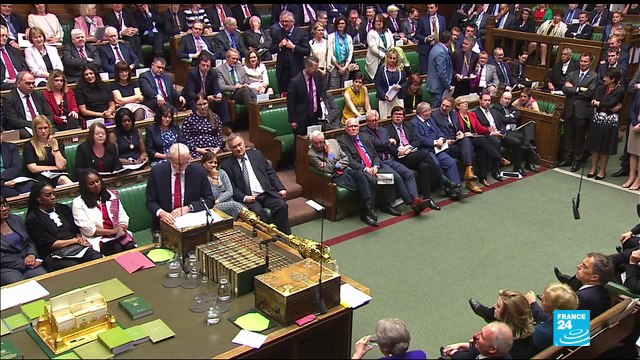 UK - Theresa May apologizes over Windrush generation scandal, blames Labour