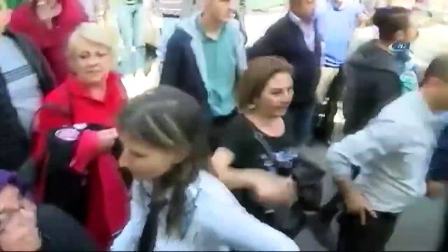 Şişli Etfal Eğitim ve Araştırma Hastanesinde Bir Kişi 7.Kattan Atladı! Dehşet Anları Kamerada