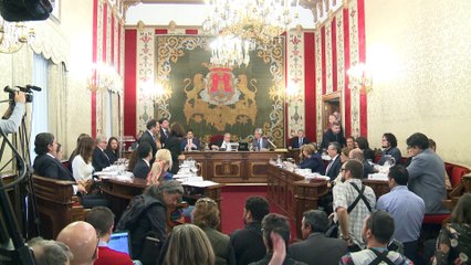 PP gobernará en Alicante gracias a una tránsfuga de Podemos