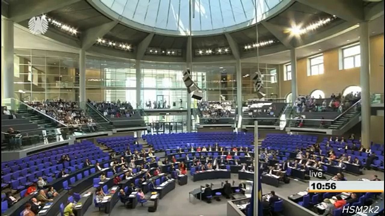 Dr. Bernd Baumann [AfD]  vs. Britta Haßelmann [Grüne] im Bundestag: 'Heuchelei & pure Machtpolitik'
