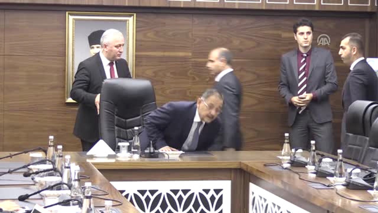 Ellerine Geçen Parayı Dağa Aktarmanın Yolunu Aradılar"