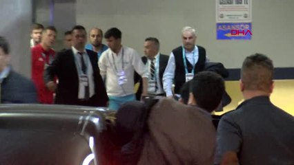 Şenol Güneş Hastaneye Götürüldü - Hd