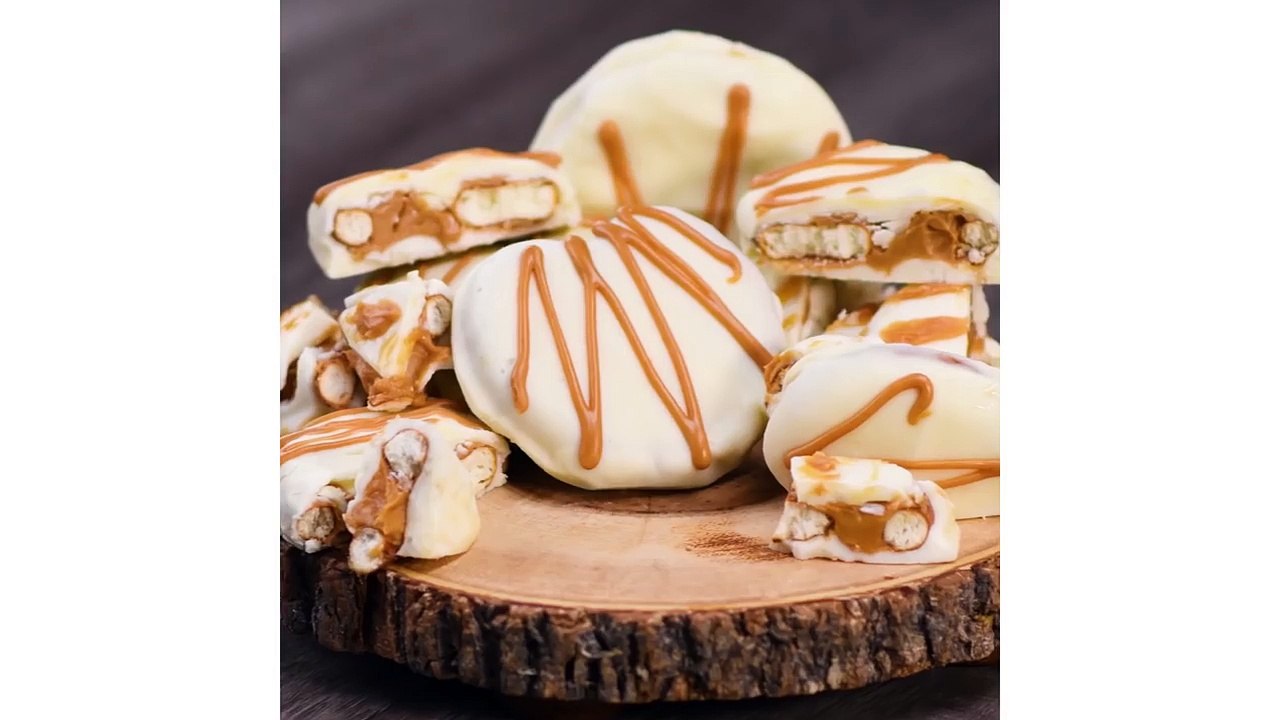 3 Ingredient Desserts -  Food Ideas - Dessert Treats - Easy DIY