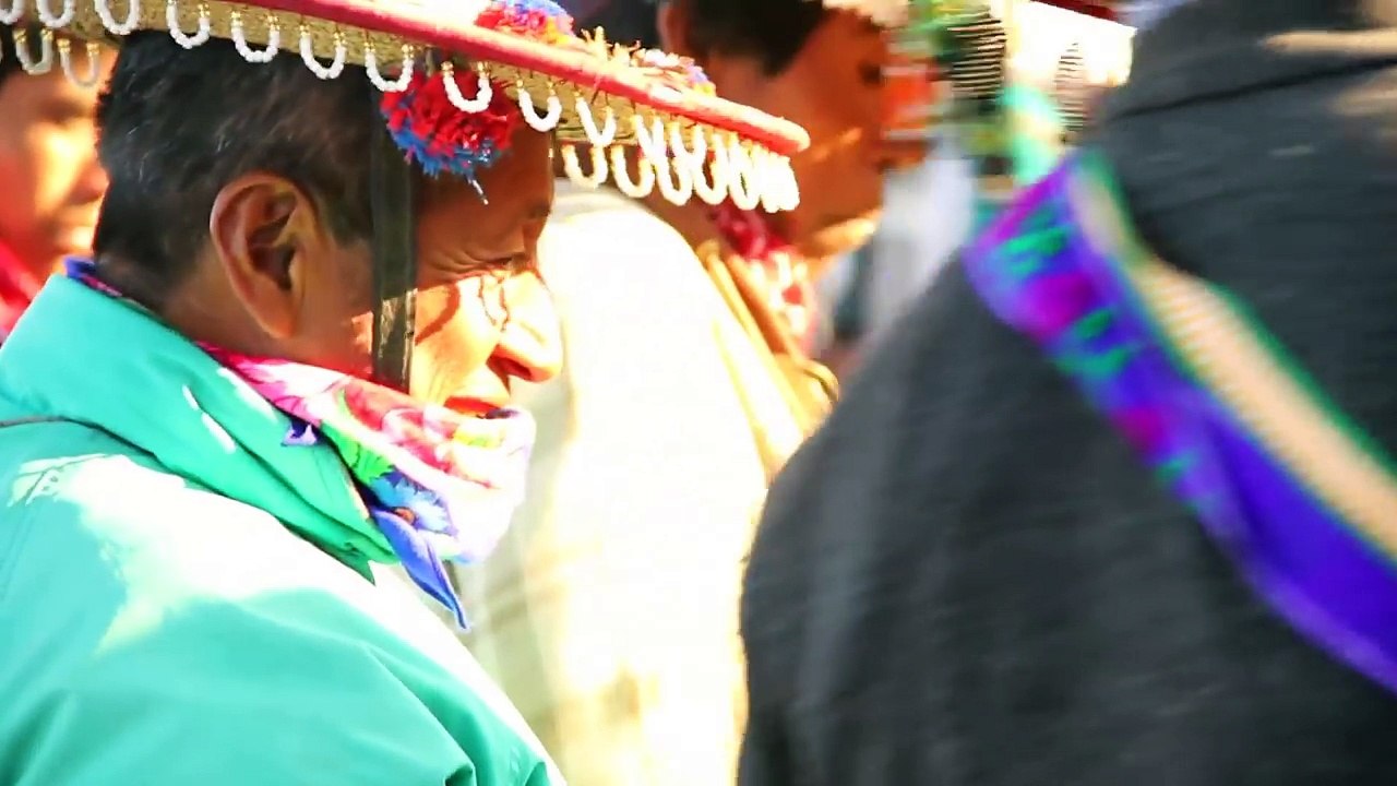 ツ AGUA SAGRADA tribus  indios ingarikó mexico,mejico ,documental tribus, tribus etnias