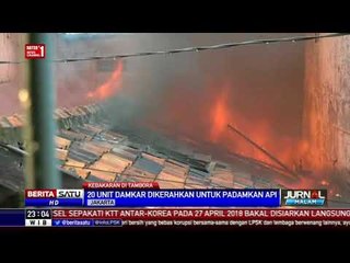Rumah dan Warung Makan di Tambora Terbakar