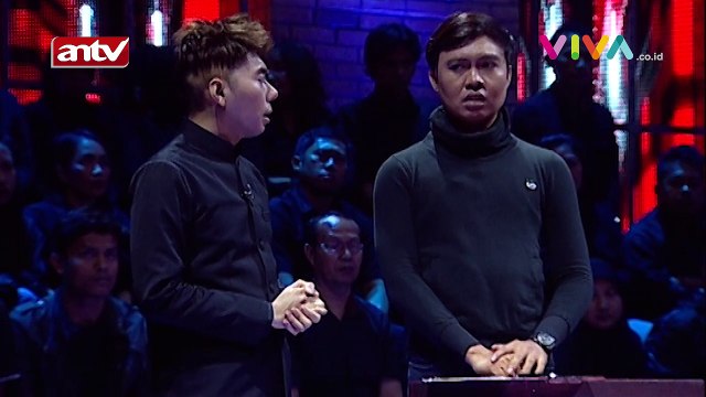 Roy Kiyoshi Berkomunikasi dengan 'Vampir' Etnis Tionghoa