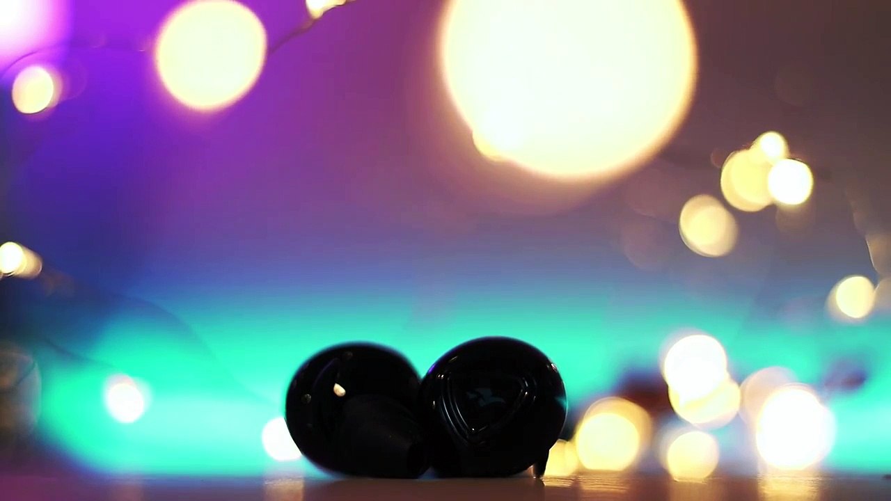 Nasudake True Wireless Bluetooth headphones with Charging box for iPhone 7