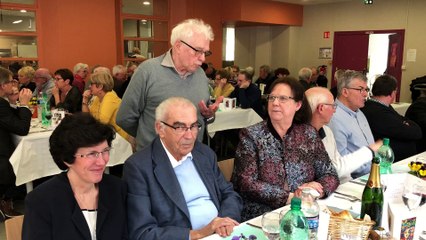 Discussions entre anciens professeurs, Messieurs Becques et Parent