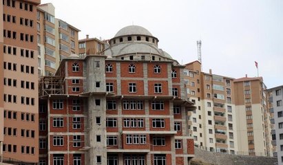 Gümüşhane'de cami inşaatı şaşırttı