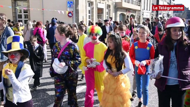 Landerneau. Les enfants lancent le carnaval