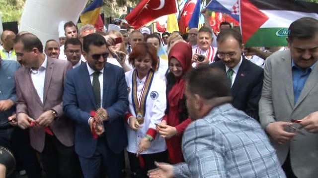 Kemalpaşa Uluslararası Yemek Festivali başladı