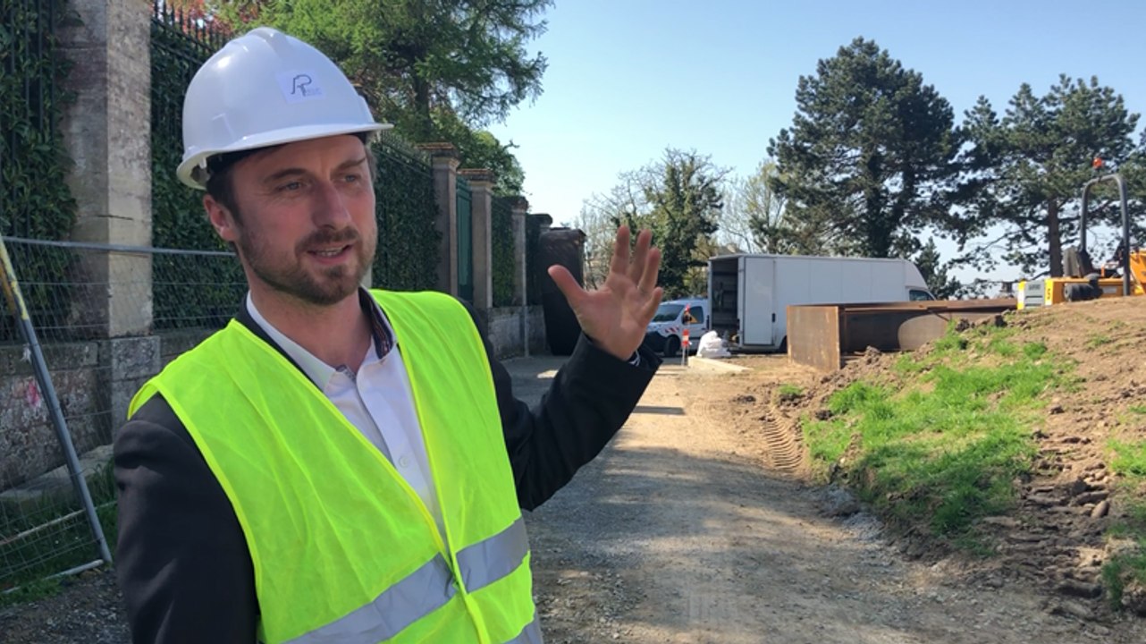 Arnaud Paquin, architecte du patrimoine, raconte l’histoire des deux mâts de Becket