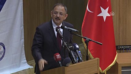 Özhaseki: "Sağlıksız ve Kimliksiz Şehirlere Sahibiz"