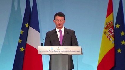 Valls "se va a pensar" la propuesta de Cs para Barcelona