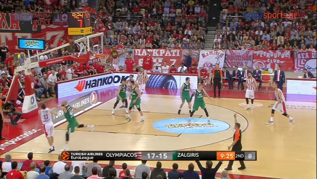 Ο Γιάνις Στρέλνιεκς "έσπασε" τους αστραγάλους του Καβαλιάουσκας  και σκόραρε πίσω από τα 6.75 20.04.2018