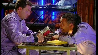 Red Dwarf Season 08 Episode 01 - Back in the Red (Part 1)