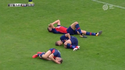 É muito azar! Time húngaro sofre lesão tripla em jogo da segunda divisão