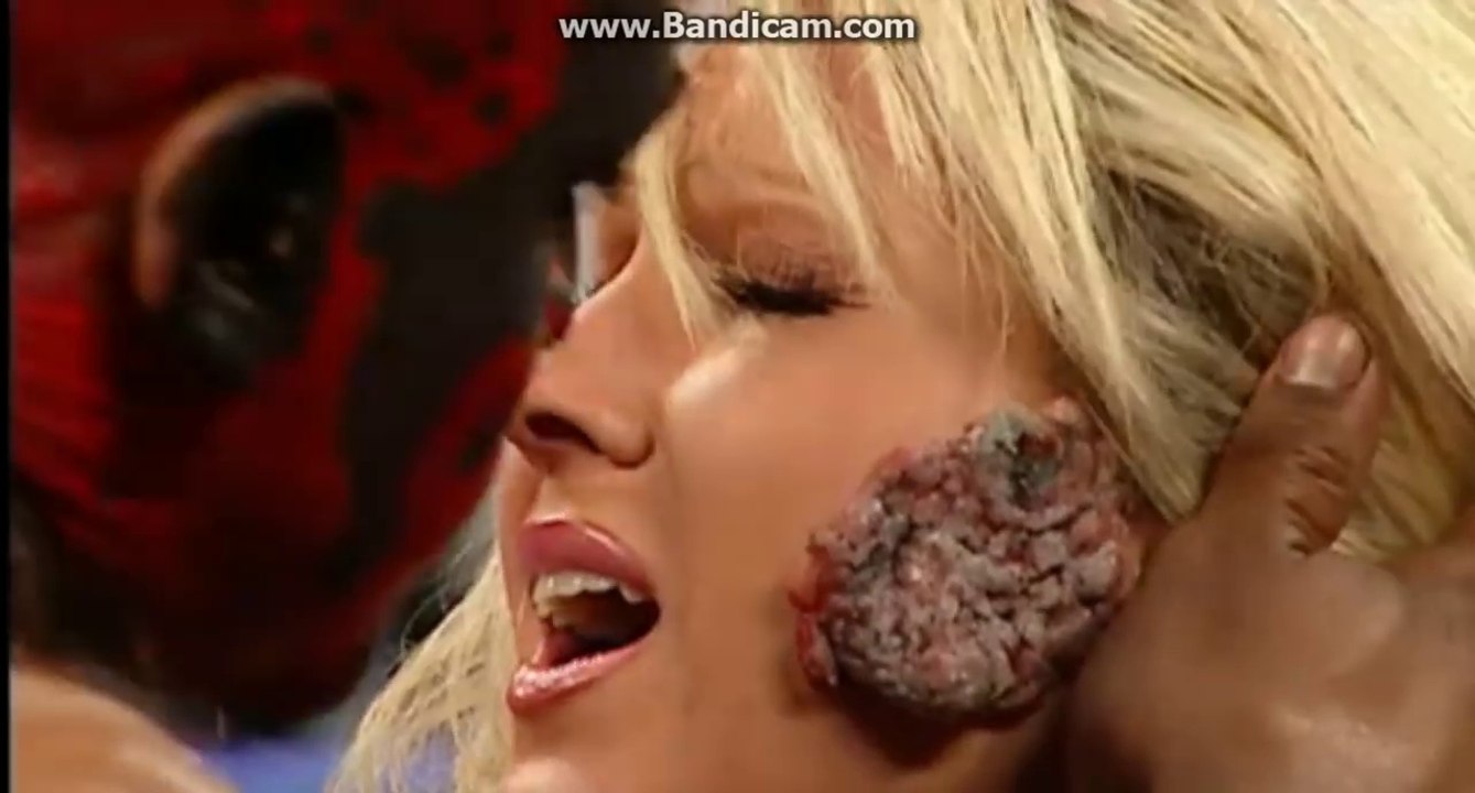 The Boogeyman eats Jillian's mole!- SmackDown, January 13, 2006_HD