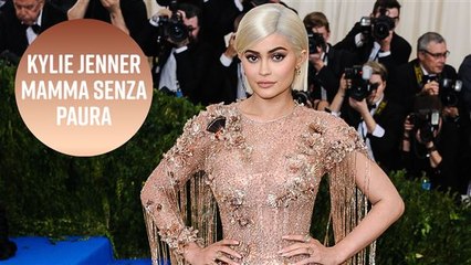 'Mom shaming', l'ultima vittima è Kylie Jenner