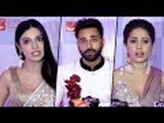 Video herunterladen: Bollywood Celebs ANGRY Reaction On Asifa Bano Case | Bollywood Buzz