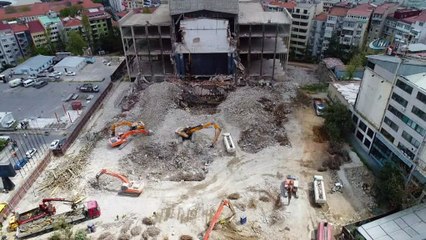 Yıkımı devam eden Atatürk Kültür Merkezi'nin son durumu havadan görüntülendi