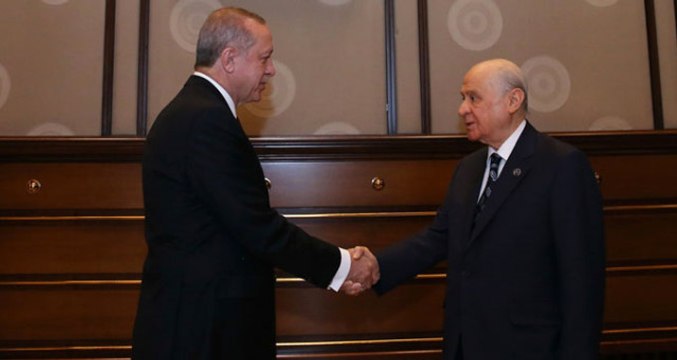 AK Parti Yasal Değişiklik Teklif Etti, Bahçeli'den İtiraz Geldi! İYİ Parti İçin Formül Bulunamadı