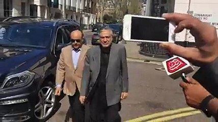 Media Caught Ishaq Dar in London