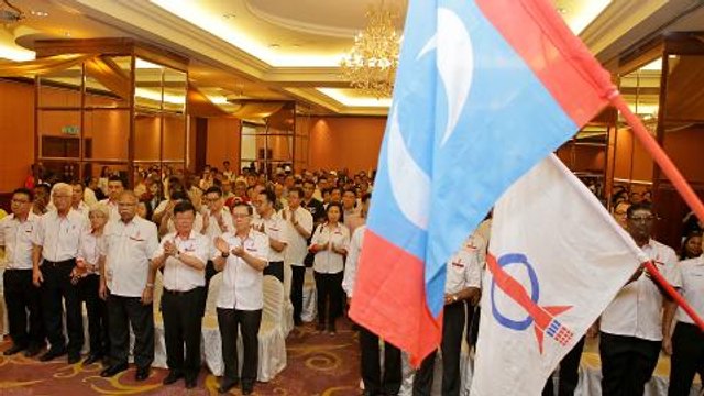 Penang DAP announces candidate list, Chow to contest Tanjong