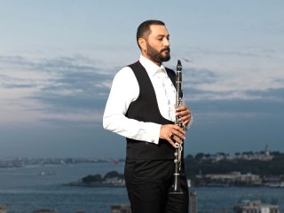 Sakallarına Ak Düşen Hüsnü Şenlendirici'nin İnanılmaz Değişimi